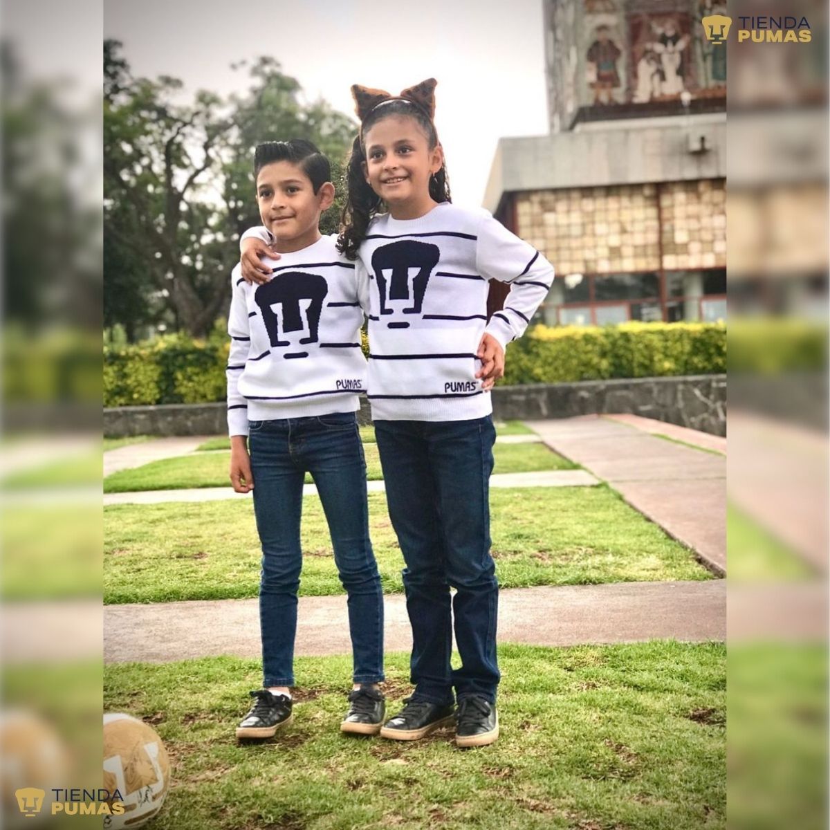 Suéter blanco unisex niño niña Universitario UNAM Pumas