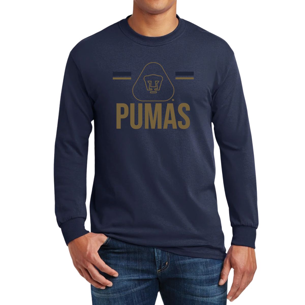 Playera Hombre Pumas UNAM Manga Larga Insignia